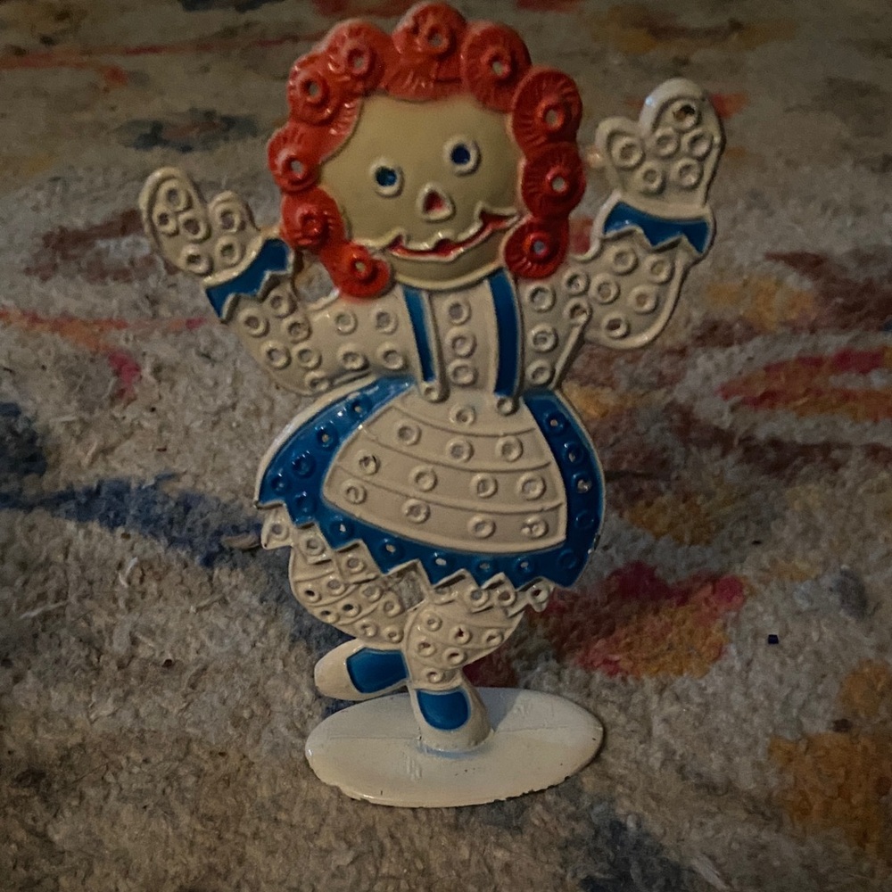 Vintage 70s 1970s Raggedy Ann doll Figurine earrings holder Red white Blue retro